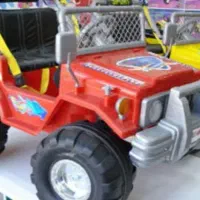 ماشین شارژی جیپ|اسباب‌بازی بچه|خمینی‌شهر, |دیوار