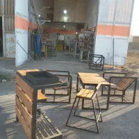 یه نفر وردست میخوام بین 18تا22 سال