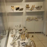 فروشنده خانم خ مطهری نیازمندیم