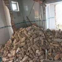 تخریب ساختمان داخلی با هیلتی وبنای کاشیکاری|خدمات پیشه و مهارت|محمدیه-قزوین, |دیوار