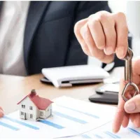 استخدام مشاور و مدیر قرارداد خانم در املاک