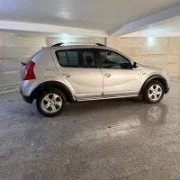 رنو ساندرو اتومات مدل ۱۳۹۵ طرح استپ وی|خودرو سواری و وانت|گرگان, |دیوار
