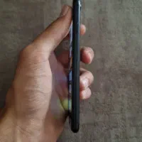 اپل iPhone SE (2020) با حافظهٔ ۶۴ گیگابایت|موبایل|کرج, برغان|دیوار
