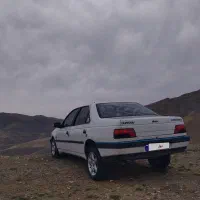 405 سفید