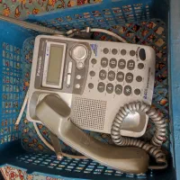 تلفن و دستگاه دی وی دی