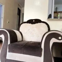 مبل هشت نفره بدون تو رفتگی سالم|مبلمان خانگی و میز عسلی|صدرا-فارس, فاز ۲|دیوار