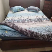 تخت دو نفره نو نو جنس چوب گرجستان