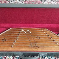 سنتور استاد مهدی درویشی سازنده بنام اصفهان