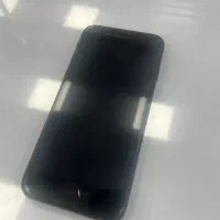 ایفون se 2020