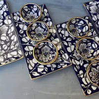 نیروی کار خانم در کارگاه سرامیک