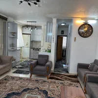 واحد اپارتمان واقع در خیابان اصلی حسینیه