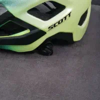 کلاه دوچرخه سواری حرفه ای اسکات اندرو