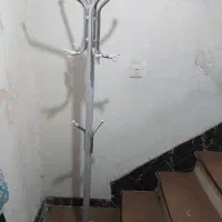 چوب لباسی کاملا سالم