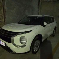 میتسوبیشی اوتلندر ام لاین ۲۰۲۶