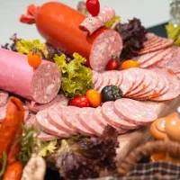 آموزش سوسیس وکالباس سلامت محوربا الهه رشید مهر|خدمات آموزشی|اصفهان, وحید|دیوار