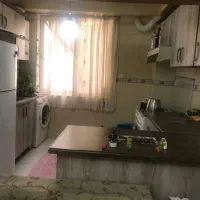 صفدری آپارتمان 52 متری،با آسانسور طبقه اول