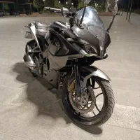 موتور سیکلت آر اسRs200