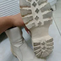 نیم بوت کرمی سایز ۳۹|کیف، کفش، کمربند|اسلام‌شهر, شهرک قائمیه|دیوار