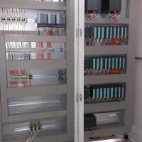 انجام طراحی و مونتاژ و تعمیرات و رفع عیب تابلو|خدمات پیشه و مهارت|اصفهان, شهرستان|دیوار