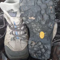 کفش کوه نوردی|کیف، کفش، کمربند|اردبیل, |دیوار