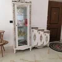 جاکفشی، میزتلوزیون، ویترین