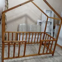 تخت کودک کلبه مونته تمام چوب|تخت و صندلی بچه|نسیمشهر, |دیوار