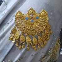 سنجاق سینه بدل گم شده