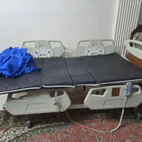 تخت بیمارستانی به همراه واکر و ویلچر حمام|پزشکی|تهران, نیروی هوایی (پیروزی)|دیوار