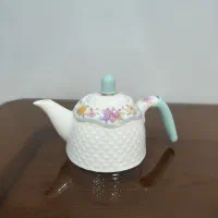 قوری چینی نو