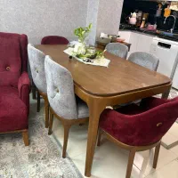 میز ناهار خوری در حد نو