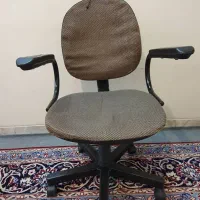 صندلی کامپیوتر و مطالعه