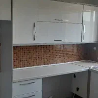 کابینت اشپزخانه کاملا سالم همراه گاز ، سینک ، هود