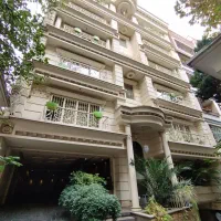 میرداماد ۱۵۵ متر سه خواب