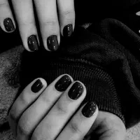 مرکز کاشت ناخن