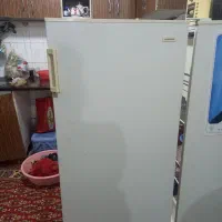 بخاطر خرید یخچال بفروش میرسد