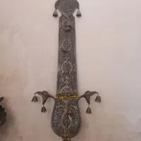 شاه تیغ علامت|کلکسیون اشیاء عتیقه|قم, زاویه|دیوار