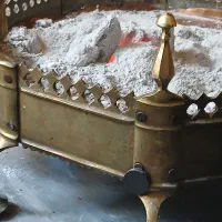 منقل قدیمی ۱۰۰ساله