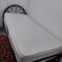 تخت و تشک