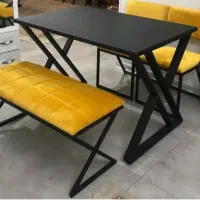 میز ناهار خوری فلزی
