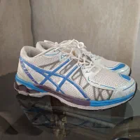 کتونی asics