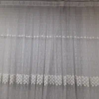 پرده گلدوزی شیری رنگ همراه استر ۲۸۰×۲۸۰