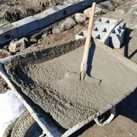 اوستای بنا هستم