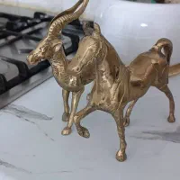 مجسمه برنجی