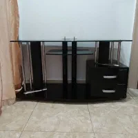 میز تلویزیون شیشه ای