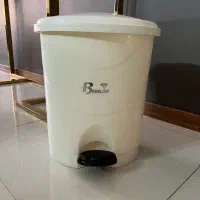 سطل زباله پدالی