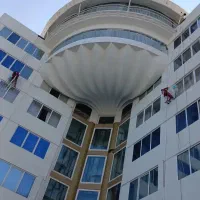 کار در ارتفاع راپل نما پیچ و رولپلاک