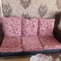 مبل راحتی چرم وراحتی دودست ۷ تفره