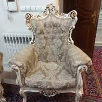 مبل ۹نفره کاملا سالم وتمیزبدون پارگی