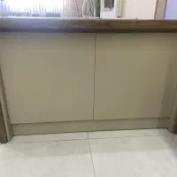 جزیره آشپزخانه، کنسول
