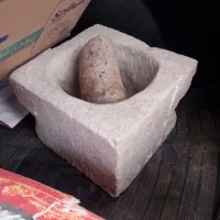 هاون سنگی قدیمی